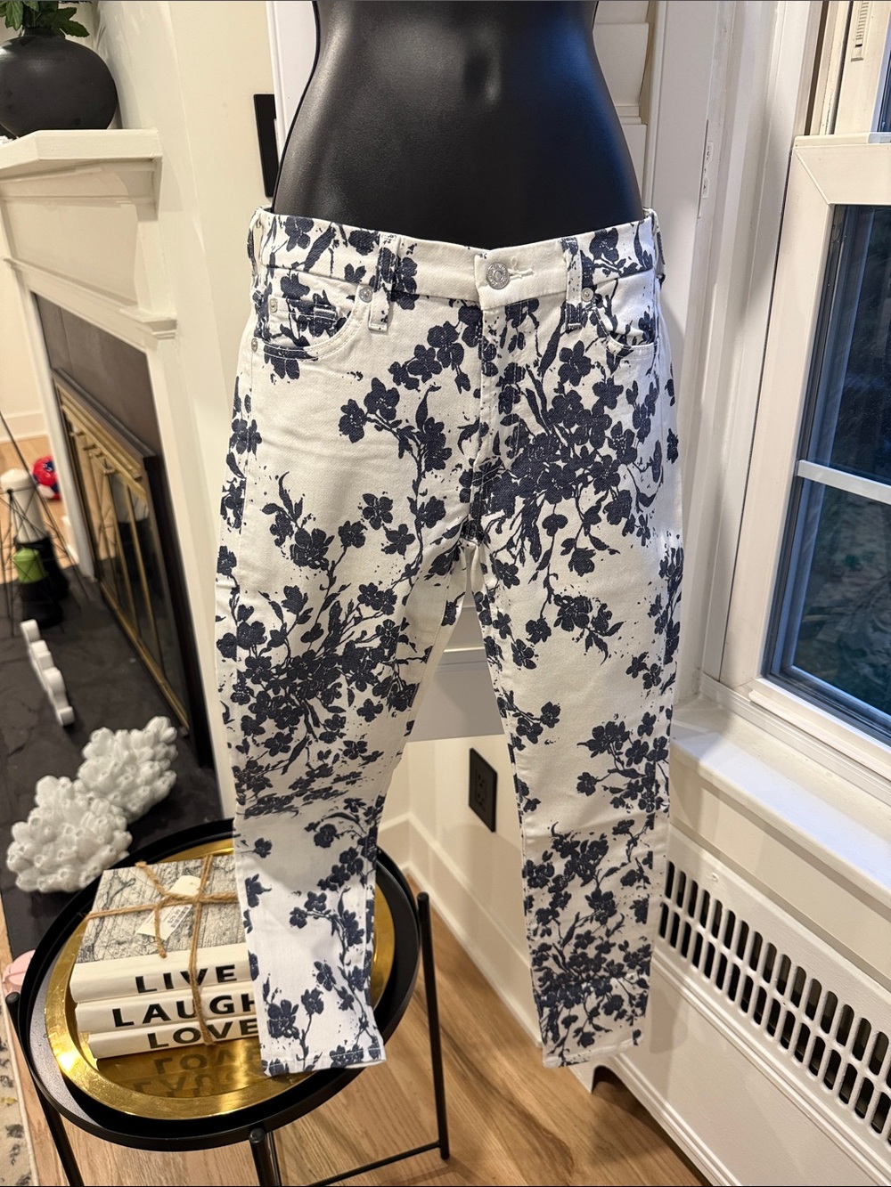 7 For All Mankind White Jeans with Navy Floral Print